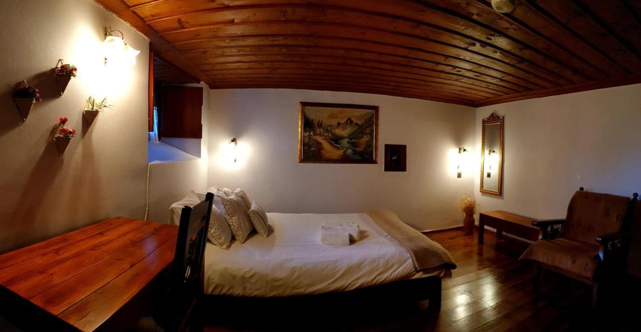 Astraka Guesthouse I Papingo Buitenkant foto